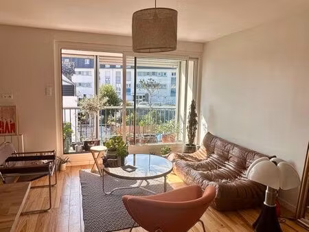 la trinité-sur-mer – appartement avec balcon et vue sur le port  à 50 m des quais