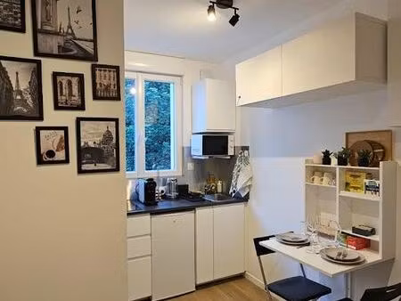 location meublé au pied de montmartre - paris 18ème
