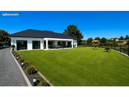 villa d'exception avec vue panoramique sur les pyrénées
