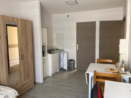 appartement 1 pièce 19 m²