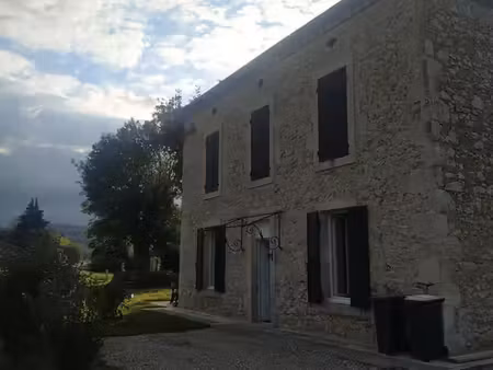 maison mitoyenne t3 à louer avec jardin – sérignac