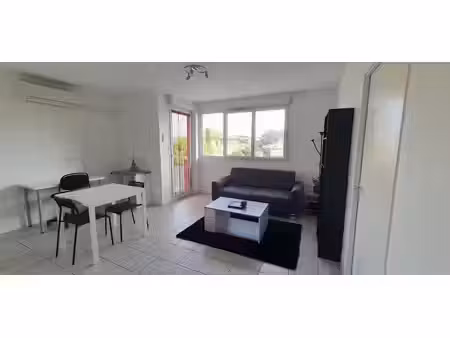 location meublée appartement 2 pièces 38 m² à toulouse (31000)  630 €
