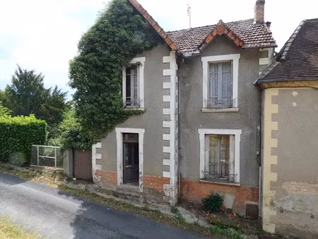 vente maison 5 pièces 71 m² à hautefort (24390)  60 000 €