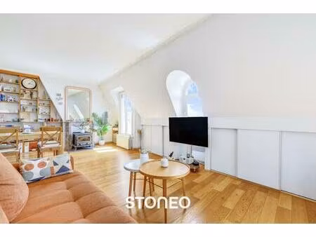 appartement lumineux avec vue panoramique sur paris  balcon et chambre de service attenant