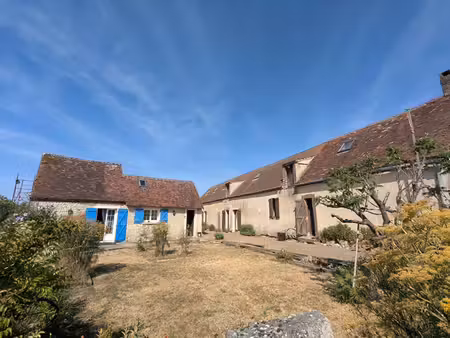28240-longère à rénover d'environ 250m2 avec maison indépendante de 50m2