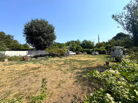 terrain libre constructeur 895 m² - bagnols-sur-cèze