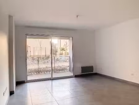 résidence villa laurence - type 3 de 62.27 m² avec terrasse et place de parking