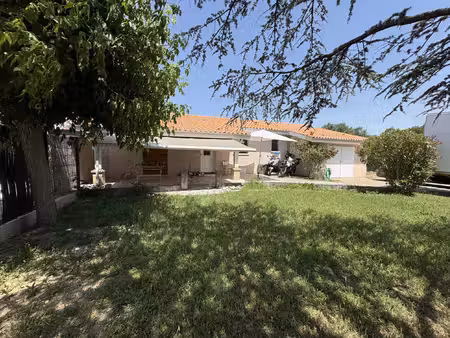 a louer maison individuelle à ambares et lagrave!