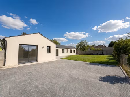 vente maison 6 pièces 149 m² à saint-pierre-lès-nemours (77140)  450 000 €