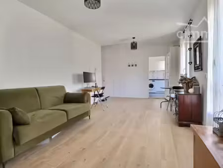 appartement 2 pièces entièrement rénové à l'haÿ-les-roses
