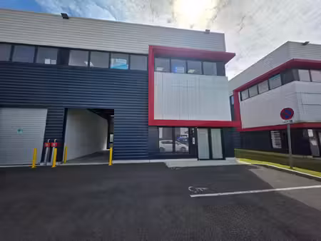 local commercial bureaux 190 m2