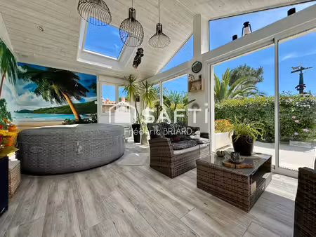 plain-pied 129m2  terrain 1151m2  piscine  grand garage