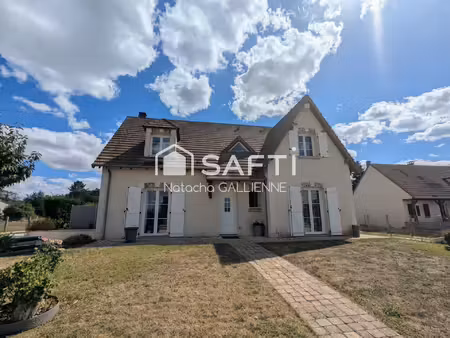 belle maison familiale sur sous-sol avec piscine