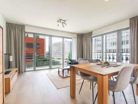 appartement à louer à evere € 1.900 (lqt96) - skyline renting | zimmo