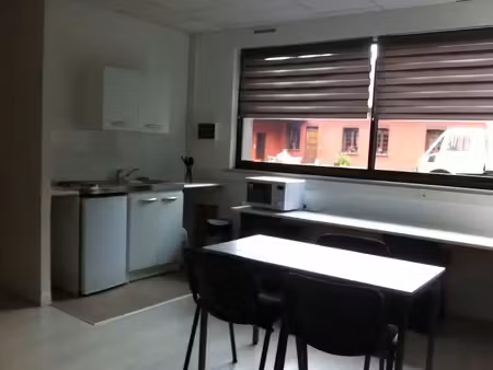 location meublée appartement 2 pièces 40 m² à fretin (59273)  640 €