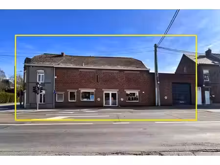 maison avec entrepôt + bureau + terrain