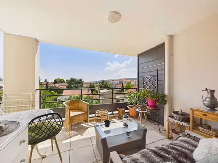 vente appartement 2 pièces  53.00m²  tournon