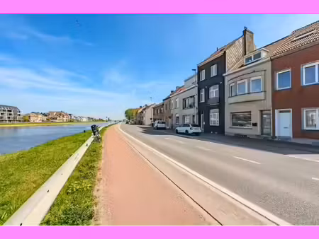 maison lumineuse avec terrasse ensoleillée à ostende