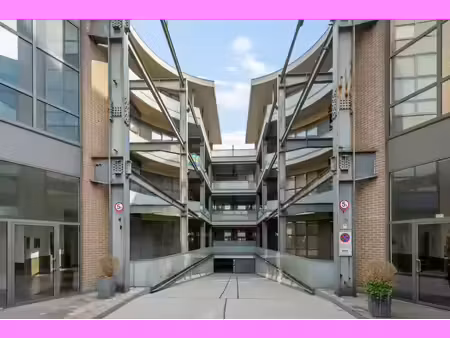 ddouble emplacement de stationnement souterrain