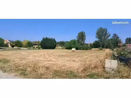 terrain 1410 m² martres-tolosane