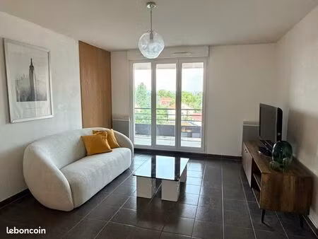 à louer – t3 meublé de 61 m² – bourgoin-jallieu