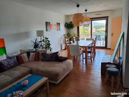 particulier loue t4 à gex 1640 cc