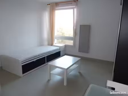 studio meublé de 23m² prox tram
