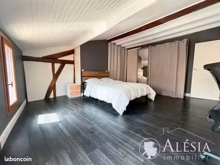 triplex 1 pièce 16 m²