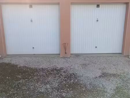 garage à louer