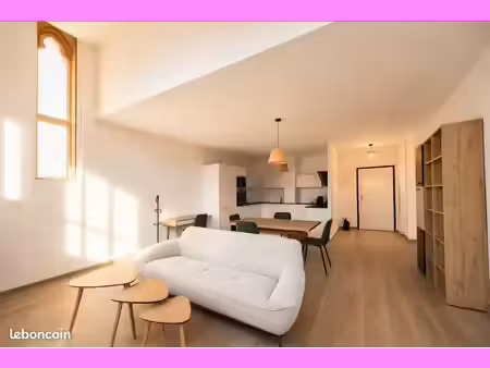 à louer – appartement meublé 2 pièces de 63 20 m² avec balcon et parking couvert