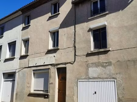 maison de ville avec cour 5 pièces 87m² - libre 09/2026