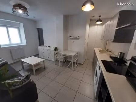 32m2 nimes centre meublé 1 chambre