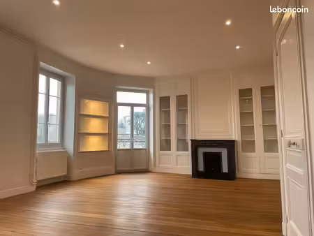 villefranche-sur-saône – appartement t3 de 100 m² – proche centre-ville