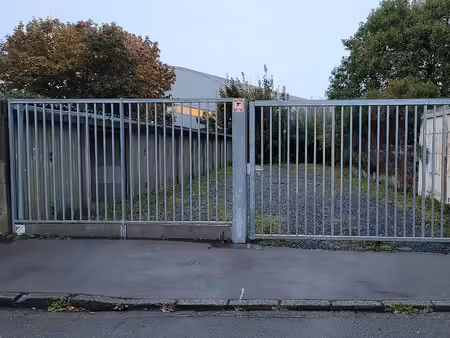 2 garages et 2 parking sécurisés à onnaing