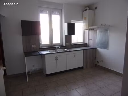 loue maison mitoyenne