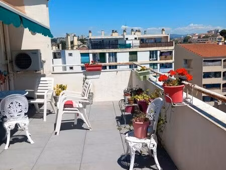 t2 30m2 terrasse