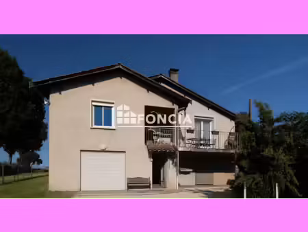 maison familiale t4 à rénover – grand terrain clos de 1 200 m² – genay