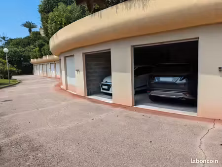 garage double à la napoule - 2 lots - 2 portes