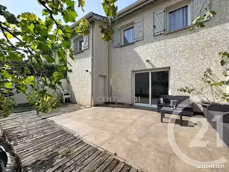 maison 5 pièces 117 m²