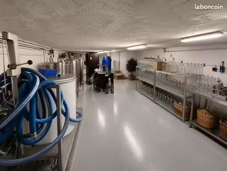 laboratoire / local professionnel 88 m² – 2 chambres froides – golfe-juan