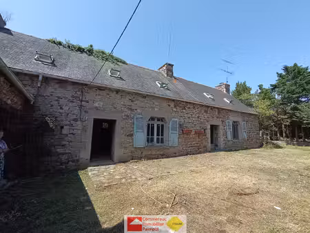 a vendre ancien corps de ferme à rénover plourivo (lancerf