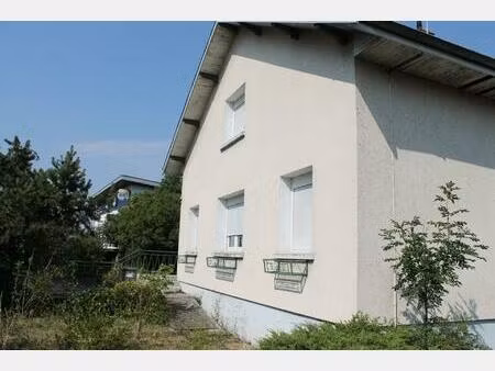 maison en centre ville  proche de toutes les commoditès