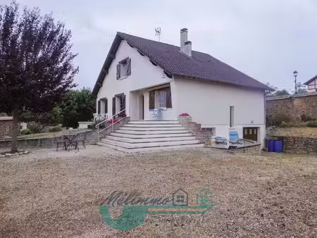 maison au coeur de saint-sauveur-en -puisaye