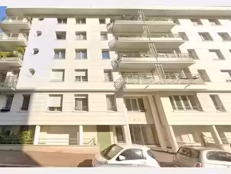 location appartement 2 pièces 60.61 m² à issy-les-moulineaux (92130)  1 273 €