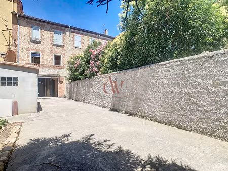 immeuble de 3 appartements ( elne )