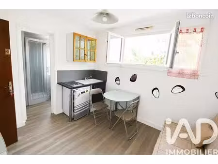studio 1 pièce 14 m²