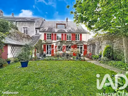 maison 9 pièces 181 m²