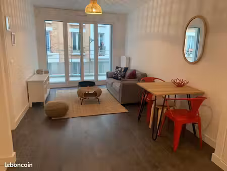 loue 2 pièces recent 35m2 centre clichy