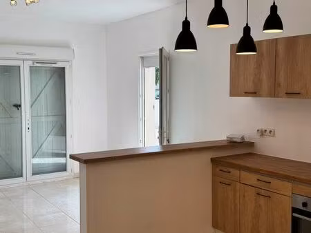 bel appartement 2 pièces avec terrasse à vigneux-sur-seine