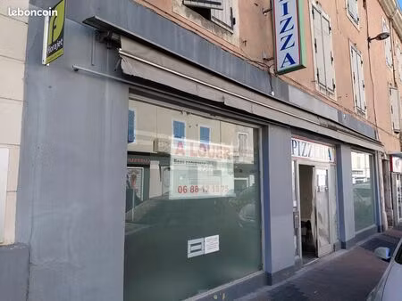 commerce/bureau bel emplacement
